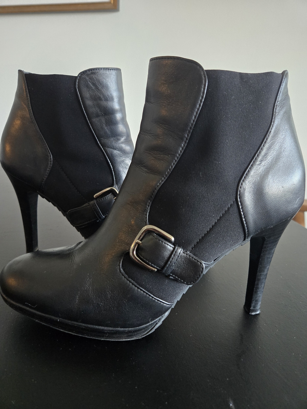 Stuart Weitzman Black Leather Ankle Boots Stiletto Buckle Booties 9M Spain